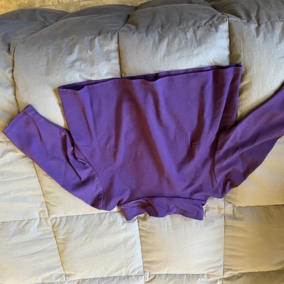 Purple crop top - Picture 1 of 4
